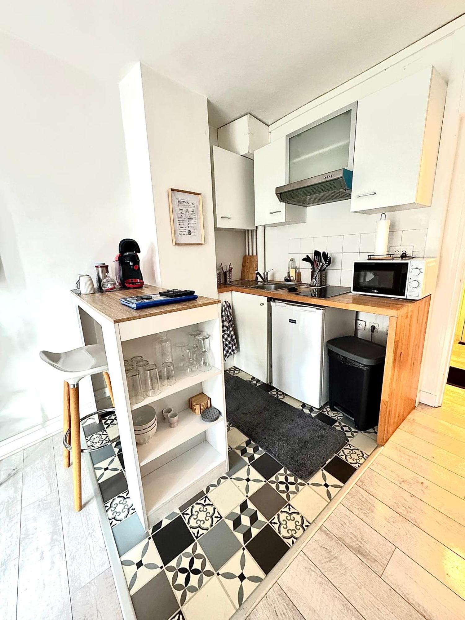 Appartement T2 - Face De La Gare Sncf Avec Un Balcon Et Un Garage à Orléans Extérieur photo
